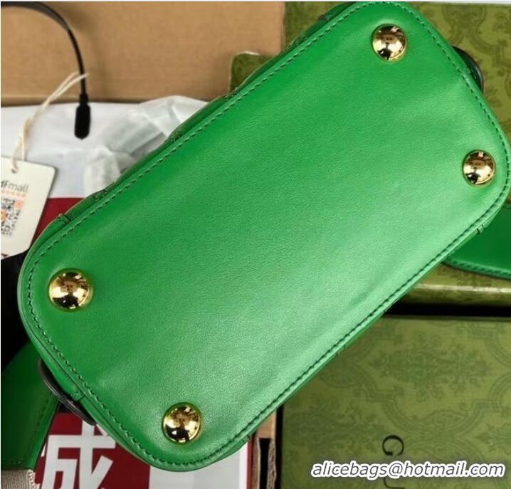 Top Grade GUCCI GG MATELASSE HANDBAG 727793 green