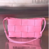 Famous Brand Bottega Veneta Cassette Pouch On Strap in Intreccio leather 730543 Pink 2023