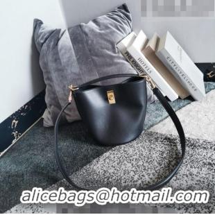 Pretty Style Celine Teen Bucket Bag 16 in Smooth Calfskin 197573 Black 2023