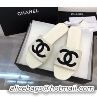 Good Looking Chanel CC Sequins Flat Slide Sandals White 327006