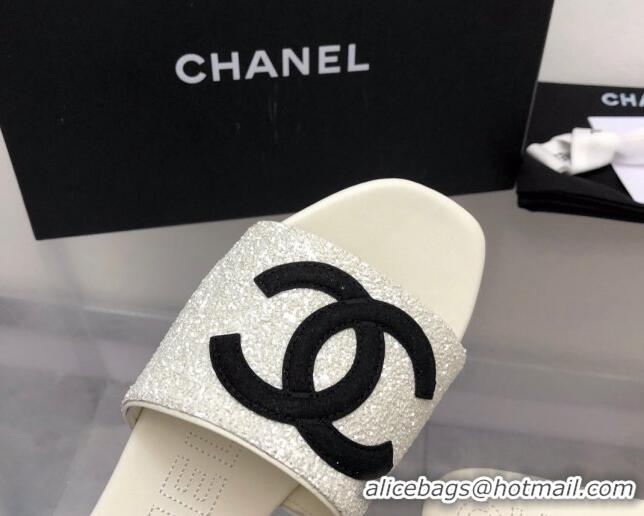 Good Looking Chanel CC Sequins Flat Slide Sandals White 327006