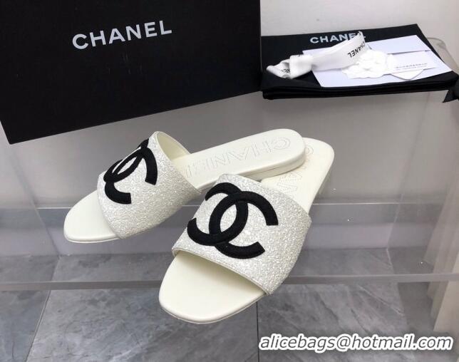 Good Looking Chanel CC Sequins Flat Slide Sandals White 327006