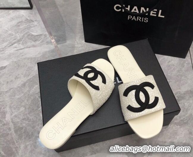 Good Looking Chanel CC Sequins Flat Slide Sandals White 327006