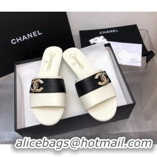 Cheap Price Chanel Lambskin Flat Slide Sandals with Chain CC White/Black 327013