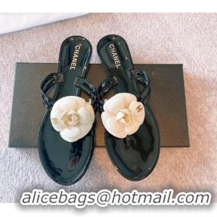 Good Looking Chanel Camellia Bloom PVC Flat Thong Sandals Black/White 0327047