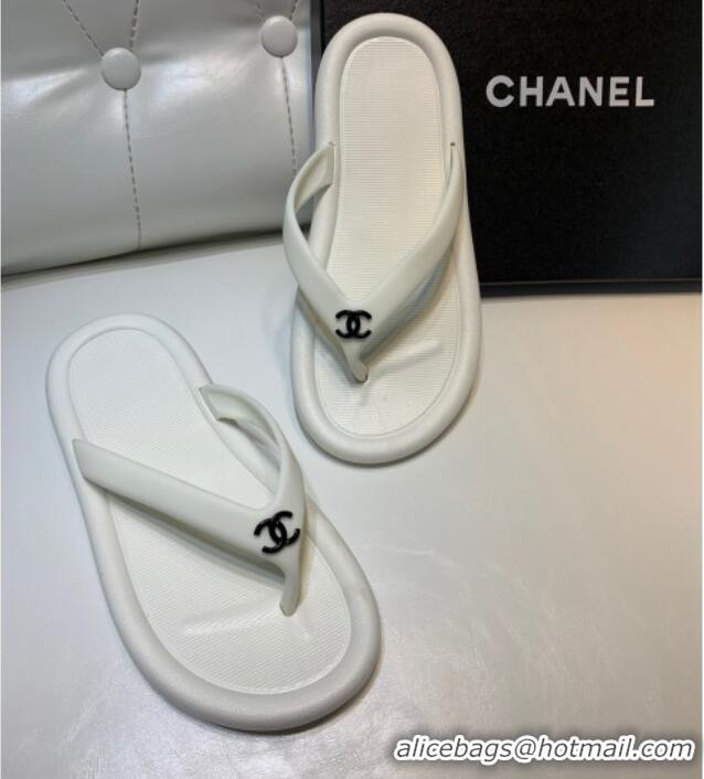 Pretty Style Chanel Vintage Rubber Flat Slide Thong Sandals White 0327053