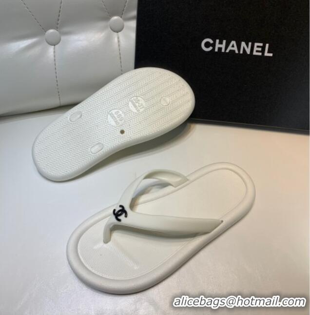 Pretty Style Chanel Vintage Rubber Flat Slide Thong Sandals White 0327053