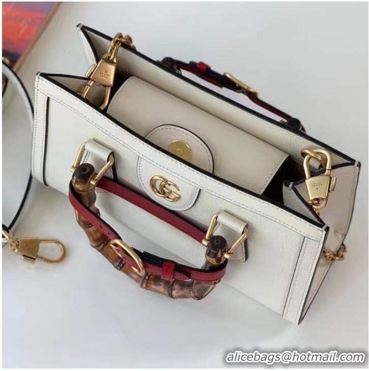 Famous Brand GUCCI DIANA SMALL SHOULDER BAG 735153 White