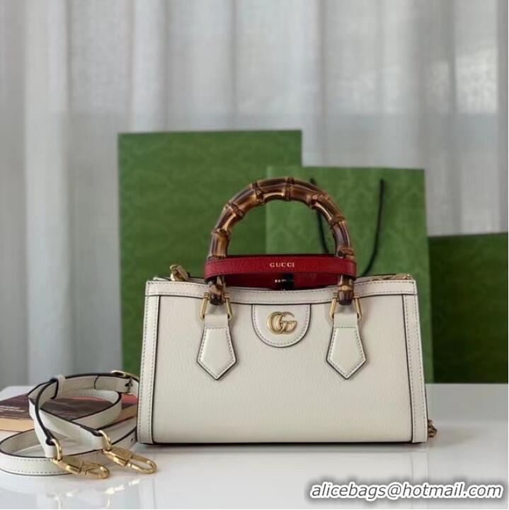 Famous Brand GUCCI DIANA SMALL SHOULDER BAG 735153 White