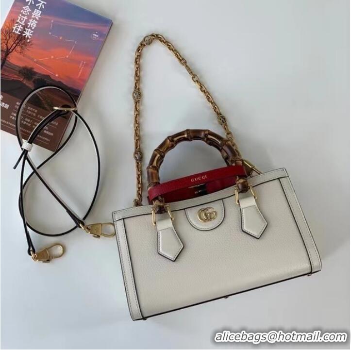 Famous Brand GUCCI DIANA SMALL SHOULDER BAG 735153 White