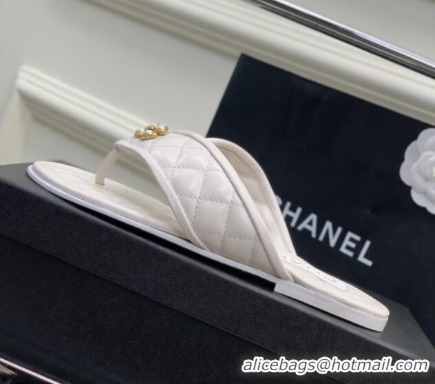 Unique Style Chanel Quilted Calfskin Flat Slide Thong Sandals with Pearl Bloom White 328023