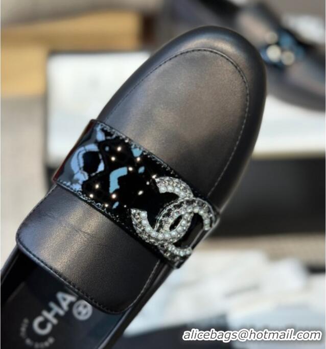 Best Product Chanel Calfskin Loafers with Crystal CC Black 328037