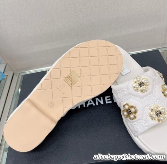 Durable Chanel Lambskin Slide Sandals with Pearl Bloom White 328129