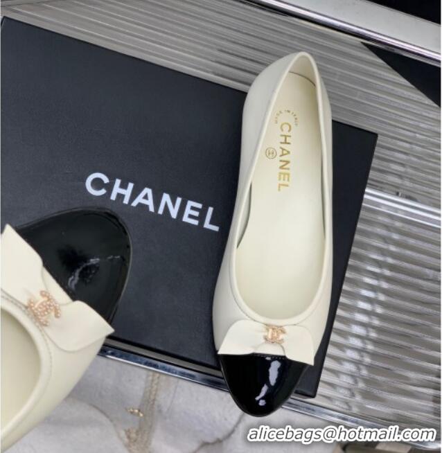 Crafted Chanel Lambskin & Patent Leather Ballerinas Flat with Bow G39999 White 403094