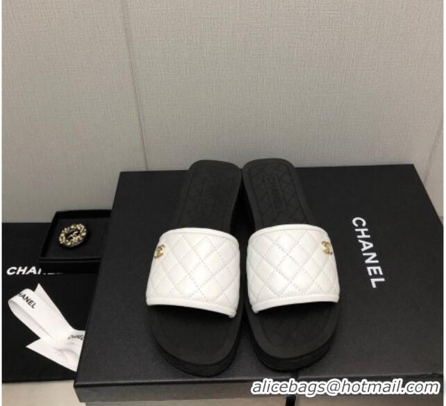 Low Cost Chanel Quilted Leather Platform Flat Slide Sandals White 403097