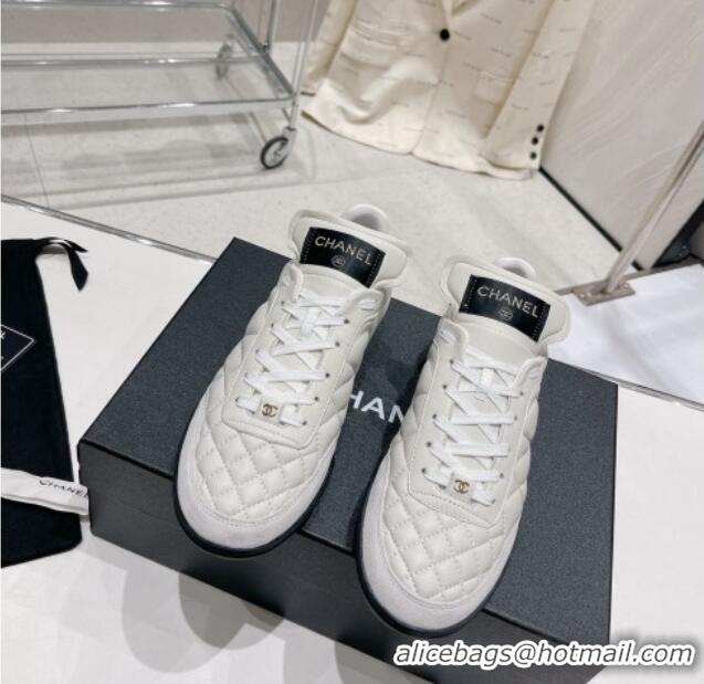 Pretty Style Chanel Calfskin & Suede Sneakers G40178 White 428126