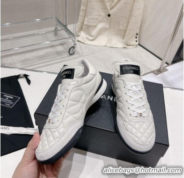 Pretty Style Chanel Calfskin & Suede Sneakers G40178 White 428126