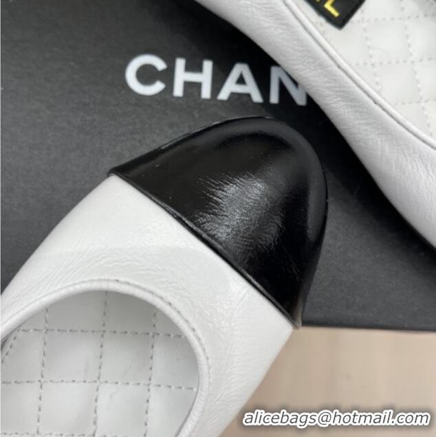 Good Taste Chanel Shiny Lambskin Ballerinas with Chain Ankle Strap G38986 White/Black