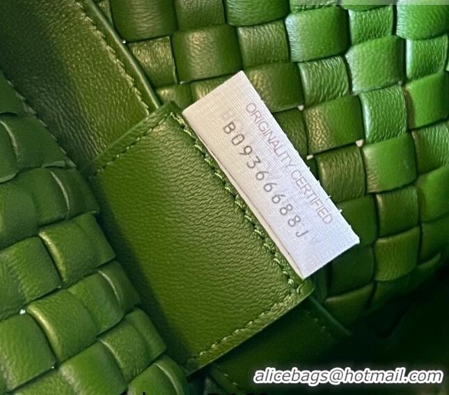 Promotional Bottega Veneta Medium Clicker Shoulder Bag in Padded Intreccio Leather 730968 Avocado Green 2023