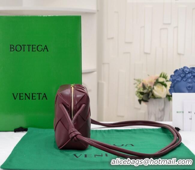 New Design Bottega Veneta Small Cassette Camera Bag in Intreccio Leather 709417 Barolo Red 2023