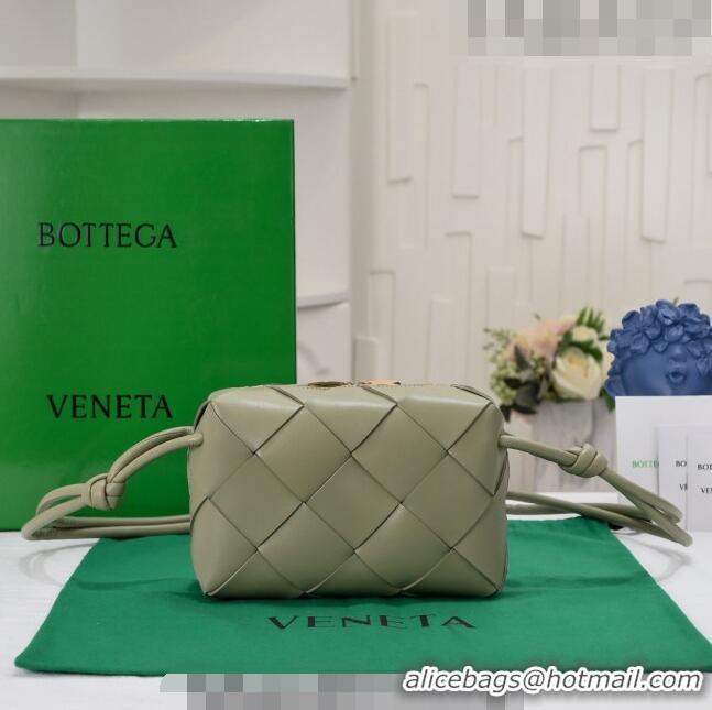 Good Product Bottega Veneta Small Cassette Camera Bag in Intreccio Leather 709417 Travertine Green 2023