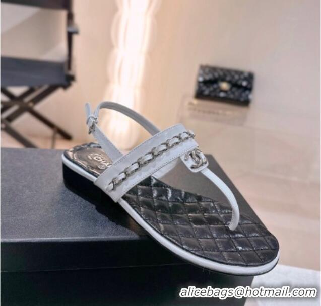 Best Product Chanel Patent Leather Flat Thong Sandals with Chain White/Black 505049