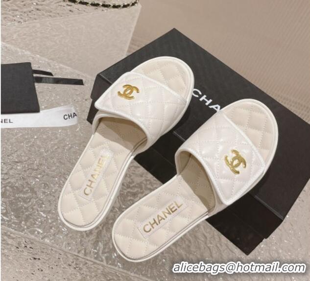 Hot Style Chanel Quilted Leather Foldover Flat Slide Sandals White 525021