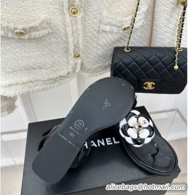 Popular Style Chanel Patent Leather Flat Thong Sandals with Camellia Bloom Black/White 525028