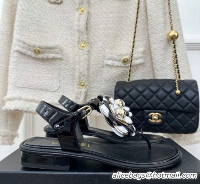 Popular Style Chanel Patent Leather Flat Thong Sandals with Camellia Bloom Black/White 525028