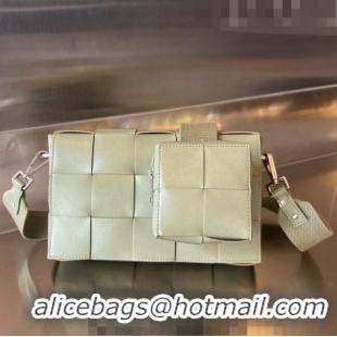 Affordable Price Bottega Veneta Men's Cassette Intrecciato Leather Bag With Versatile Strap 741777 Travertine Green 2023