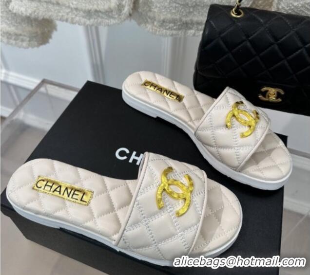 Best Grade Chanel Quilted Lambskin Flat Sandals with Metal CC White 619075