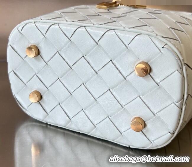 Top Quality Bottega Veneta Mini Intrecciato Leather Vanity Case 74355 Glacier Blue 2023