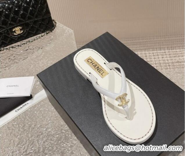 Discount Chanel Leather Flat Thong Slide Sandals with Metal CC White 619099