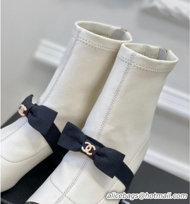 Duplicate Chanel Stretch Lambskin Short Ankle Boots 5.5cm with Bow G40099 White