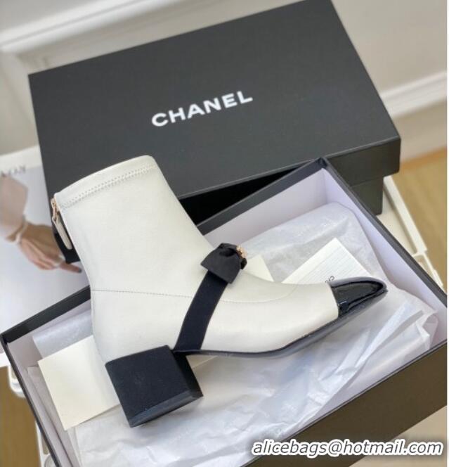 Duplicate Chanel Stretch Lambskin Short Ankle Boots 5.5cm with Bow G40099 White