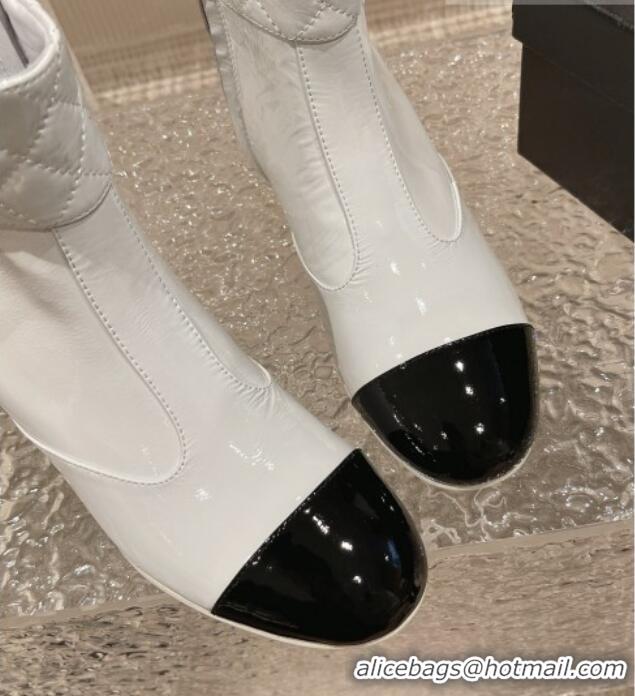 Stylish Chanel Patent Calfskin Short Ankle Boots 3cm with CC Stud G39736 White