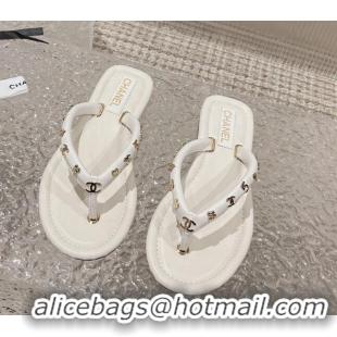 Purchase Chanel Leather Flat Thong Slide Sandals with CC Charm White 703058