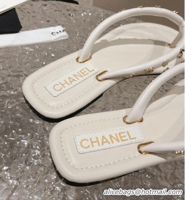 Purchase Chanel Leather Flat Thong Slide Sandals with CC Charm White 703058