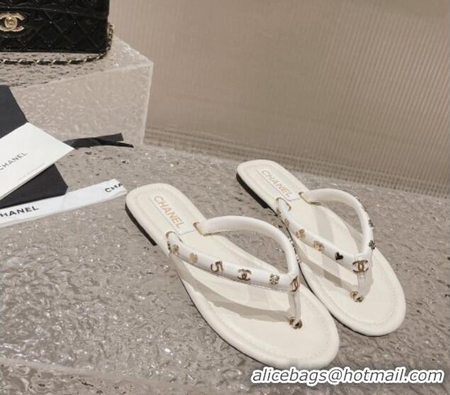 Purchase Chanel Leather Flat Thong Slide Sandals with CC Charm White 703058