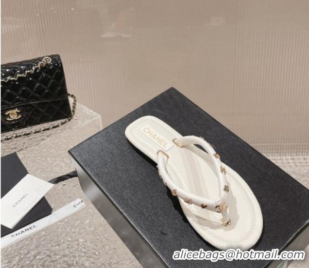 Purchase Chanel Leather Flat Thong Slide Sandals with CC Charm White 703058