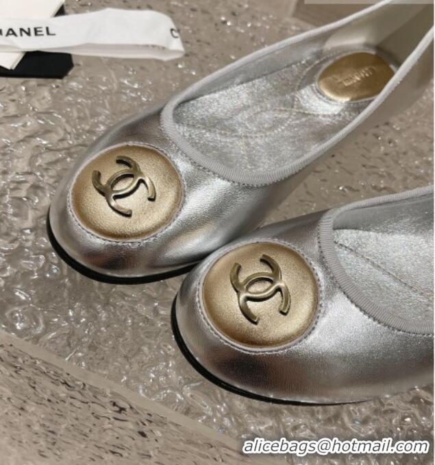 Top Design Chanel Calfskin Flat Ballerinas with Bow and CC Patch Silver 703082