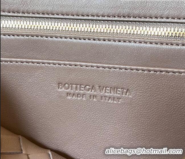 Good Product Bottega Veneta Small East/West Andiamo Top Handle Bag in Intrecciato Leather 754990 Taupe 2023