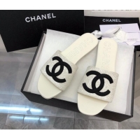 Good Looking Chanel CC Sequins Flat Slide Sandals White 327006