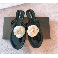 Good Looking Chanel Camellia Bloom PVC Flat Thong Sandals Black/White 0327047