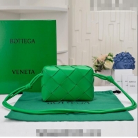 Good Product Bottega Veneta Small Cassette Camera Bag in Intreccio Leather 709417 Parakeet Green 2023