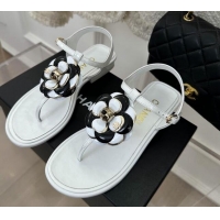 Luxury Chanel Patent Leather Flat Thong Sandals with Camellia Bloom White/Black 525029