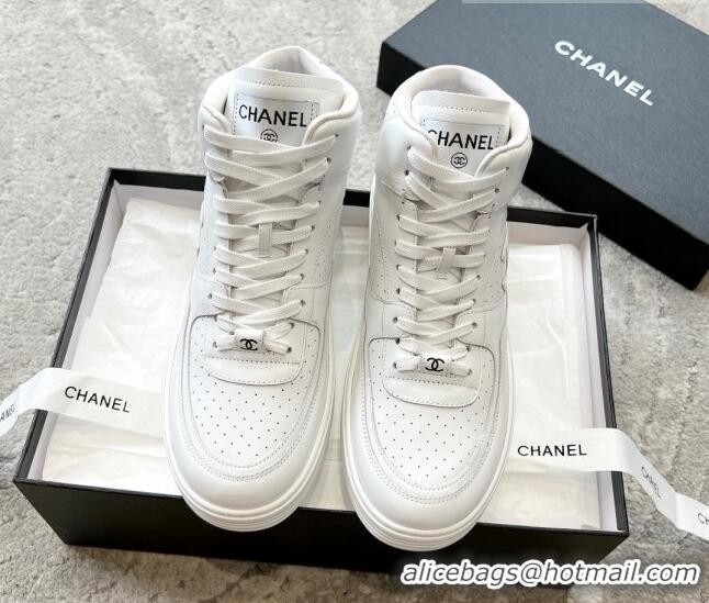 Trendy Design Chanel Calfskin High top Sneakers G45080 White