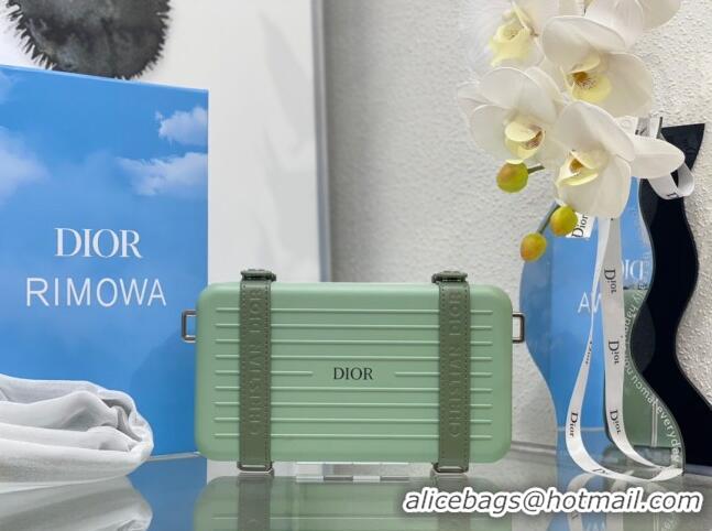 Famous Brand Dior x Rimowa Personal Clutch CD1401 Green 2023