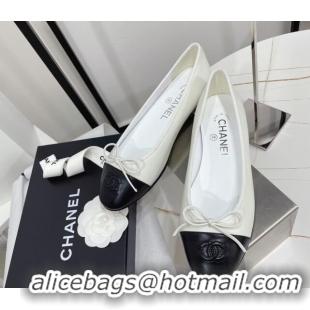 Good Quality Chanel Classic Calfskin Flat Ballerinas White/Black 724013