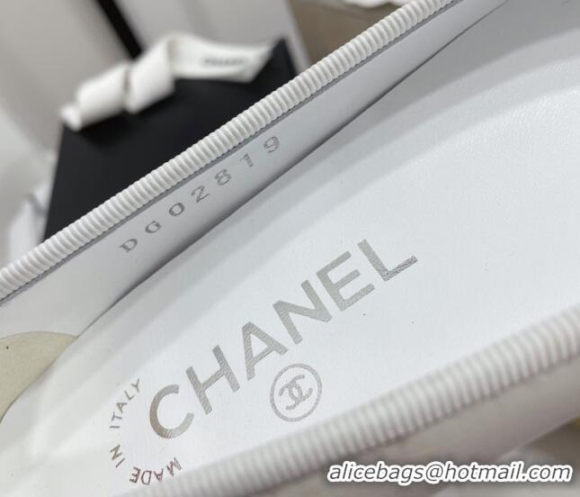 Good Quality Chanel Classic Calfskin Flat Ballerinas White/Black 724013